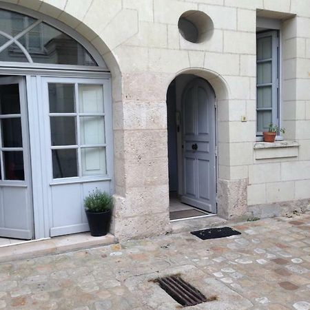Le Petit Lecoy Apartment Saumur Bagian luar foto