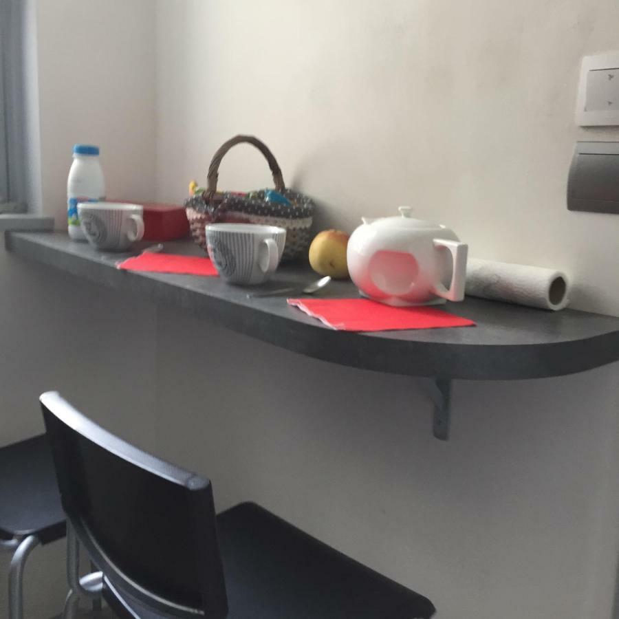 Le Petit Lecoy Apartment Saumur Bagian luar foto